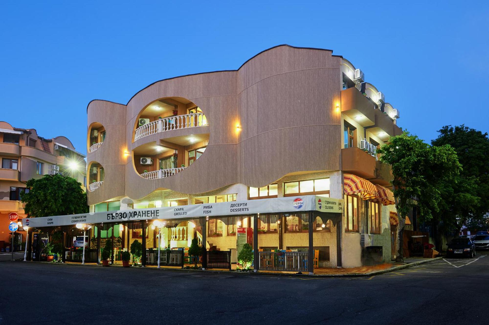 Hotel Manz 2 Pomorie Exterior photo