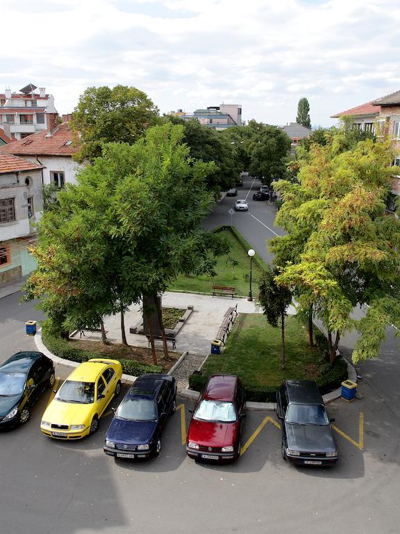 Hotel Manz 2 Pomorie Exterior photo